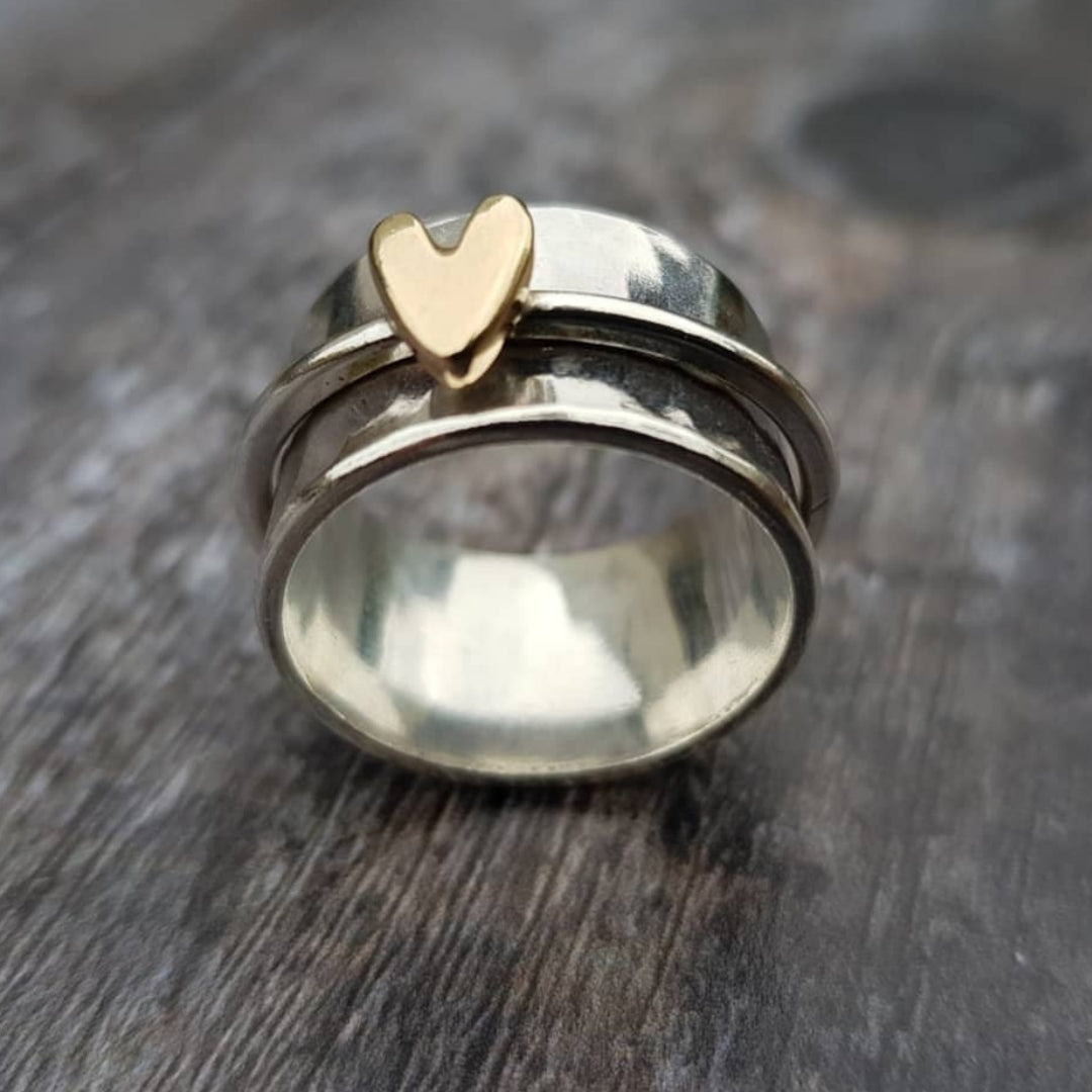 Bague Minimaliste Bicolore avec Cœur Doré 0