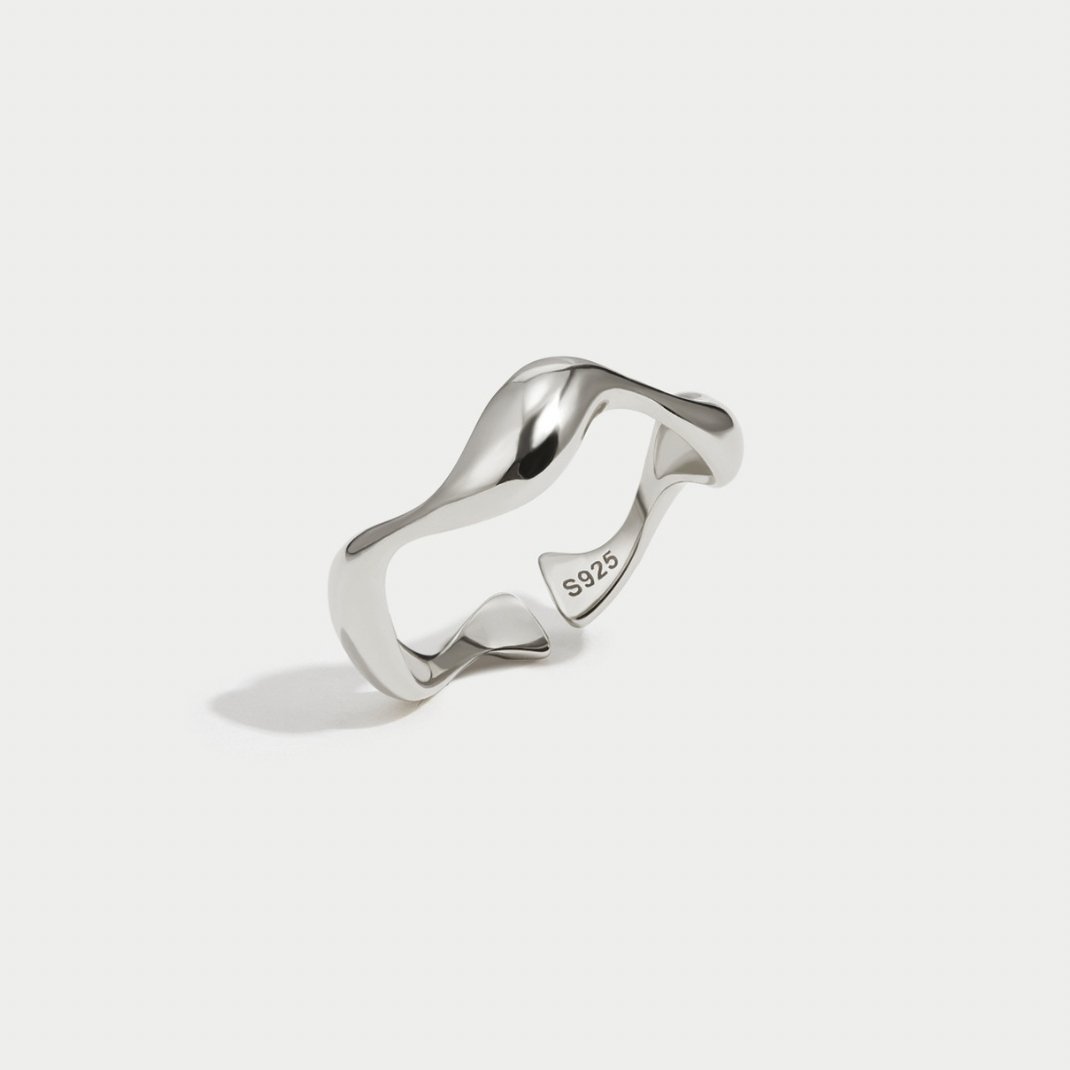 Bague Vague Minimaliste en Argent 3