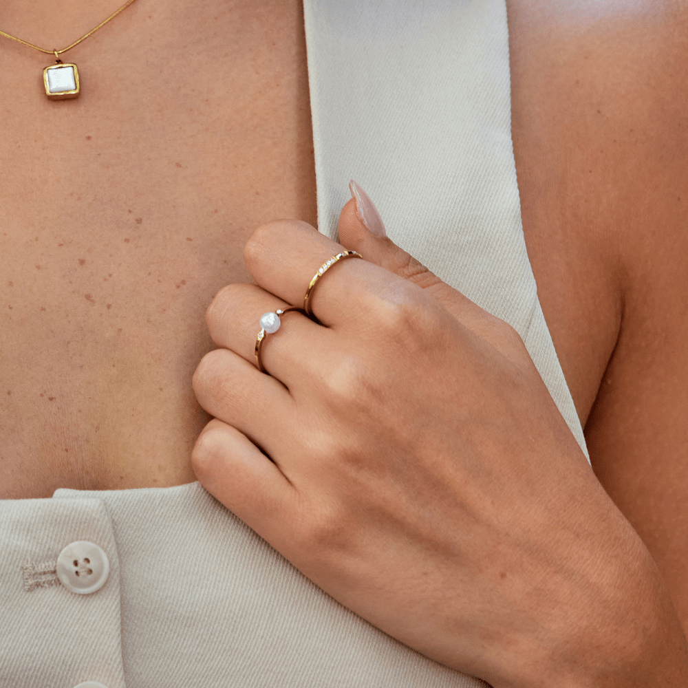 Peri – Bague en perle d’eau douce